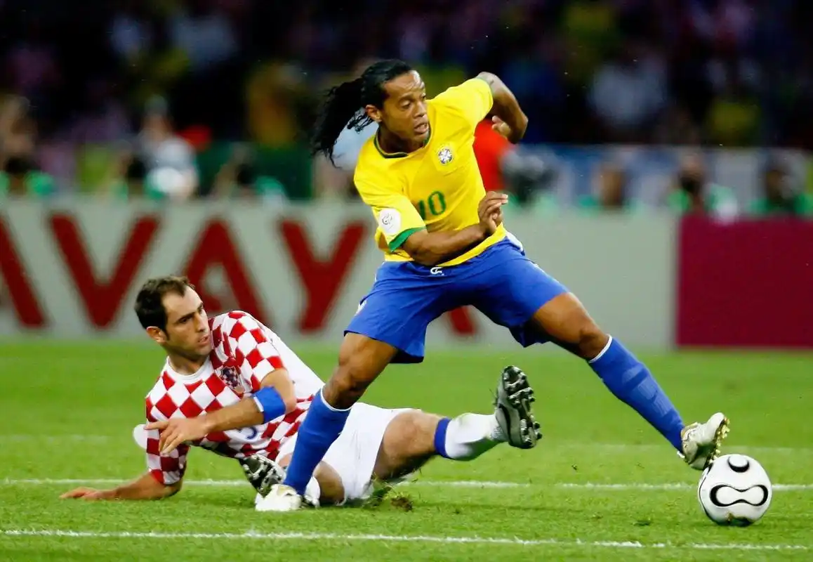 表现不凡 表现不凡